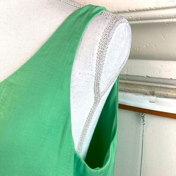 Banana Republic Fresh Green lined chiffon Sleeveless blouse scoop neck and back - Picture 4 of 9